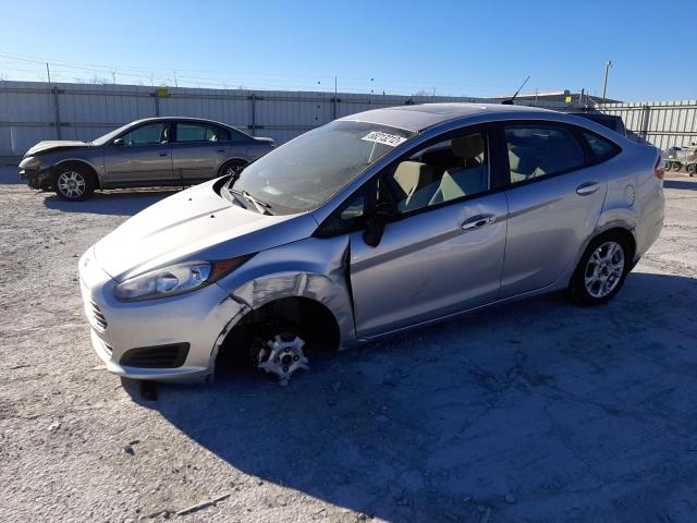 Salvage cars for sale from Copart Walton, KY: 2016 Ford Fiesta SE