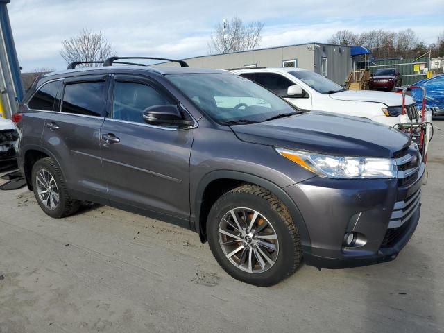 2019 TOYOTA HIGHLAND 5TDJZRFH5KS571382
