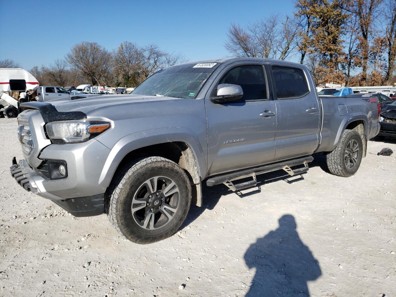 2017 Toyota Tacoma Double Cab VIN: 5TFDZ5BN2HX019083 Lot: 67320092