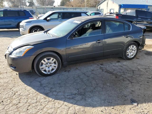 Salvage cars for sale from Copart Wichita, KS: 2011 Nissan Altima Base