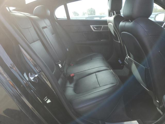 SAJWA0HB1CLS36206 Jaguar Xf Portfolio