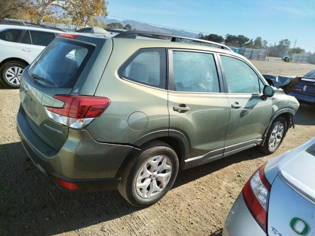 JF2SKACC9KH588517 Subaru Forester
