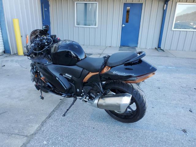 2022 SUZUKI GSX1300 RR JS1EJ11B8N7101580