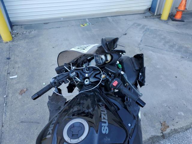 2022 SUZUKI GSX1300 RR JS1EJ11B8N7101580