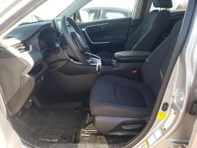 JTMF1RFV8KJ005264 Toyota RAV4 LE