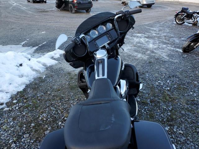 2018 HARLEY-DAVIDSON FLHTK SHRI 1HD1KND11JB622755
