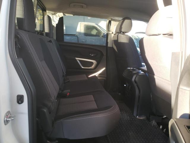 1N6AA1EF0NN102460 Nissan TITAN SV