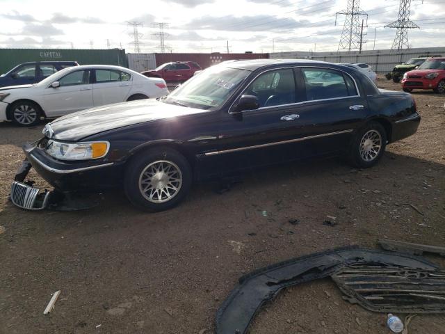 2002 Lincoln Town Car Signature