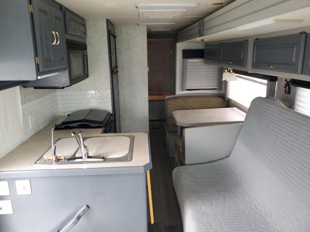 2004 WORKHORSE CUSTOM CHASSIS MOTORHOME CHASSIS P3500