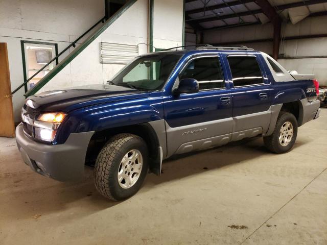Salvage cars for sale from Copart Warren, MA: 2002 Chevrolet Avalanche