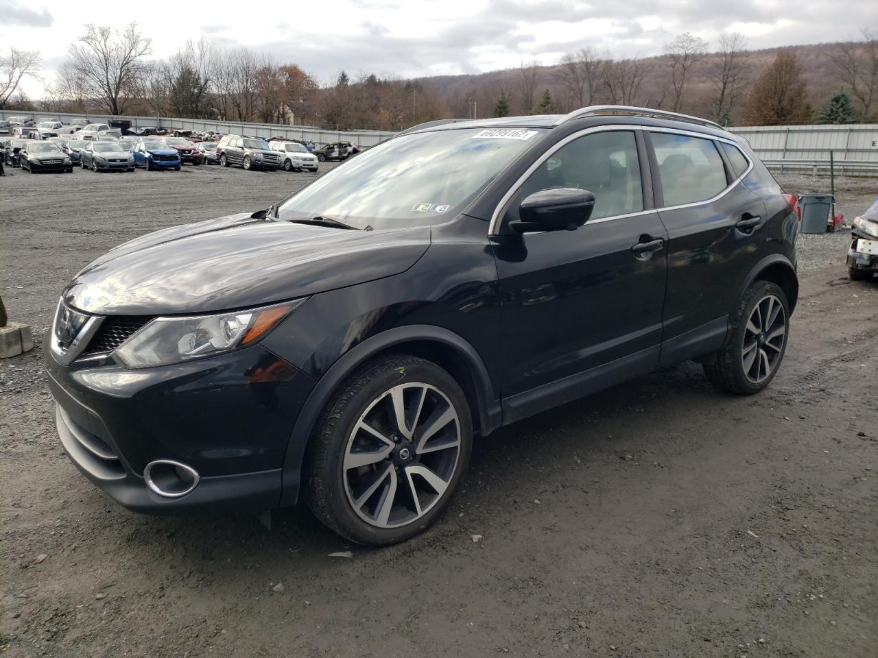 JN1BJ1CR8HW119996 NISSAN ROGUE SP 2017