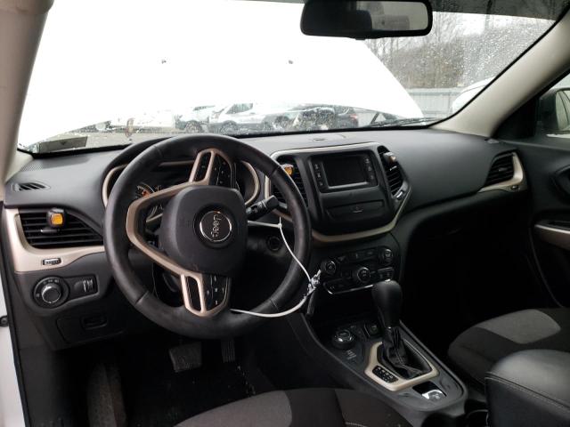 1C4PJMAB8HW636242 Jeep Cherokee Sport