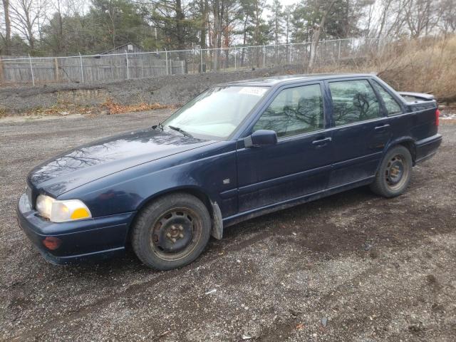 Salvage cars for sale from Copart Bowmanville, ON: 2000 Volvo S70 Base