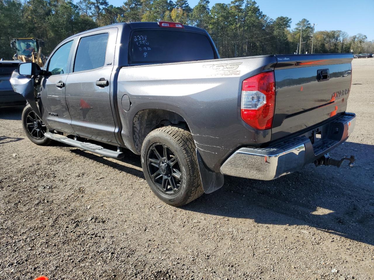 5TFEY5F18JX232334 TOYOTA TUNDRA 2018