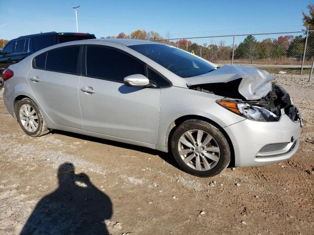 KNAFX4A66E5126113 KIA FORTE LX
