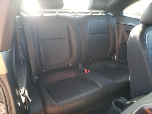 2017 VOLKSWAGEN BEETLE SE 3VWJ17AT0HM606018