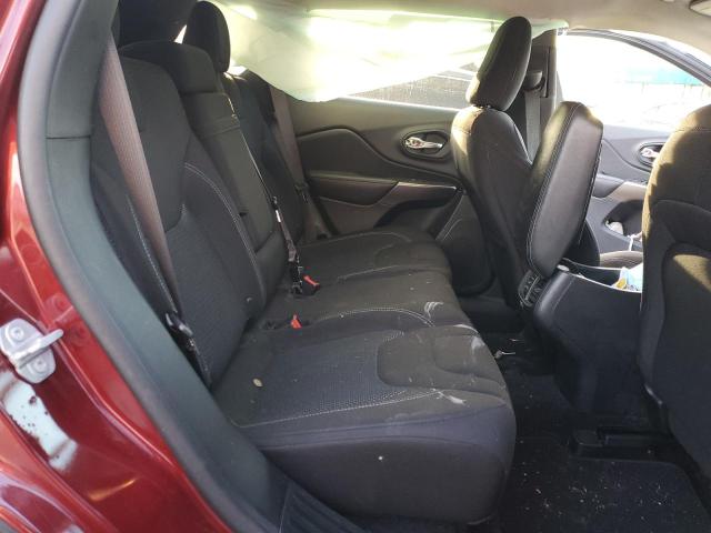 1C4PJLCB9KD249015 Jeep Cherokee Latitude