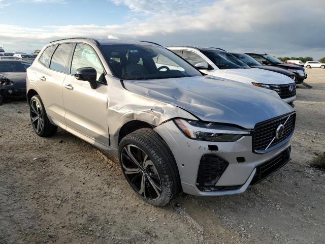 2022 VOLVO XC60 B6 R- YV4062RM0N1088224