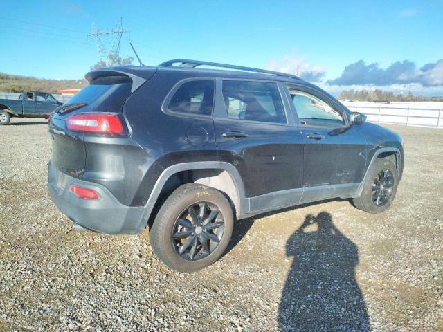 1C4PJMCS9EW285852 Jeep Cherokee Latitude