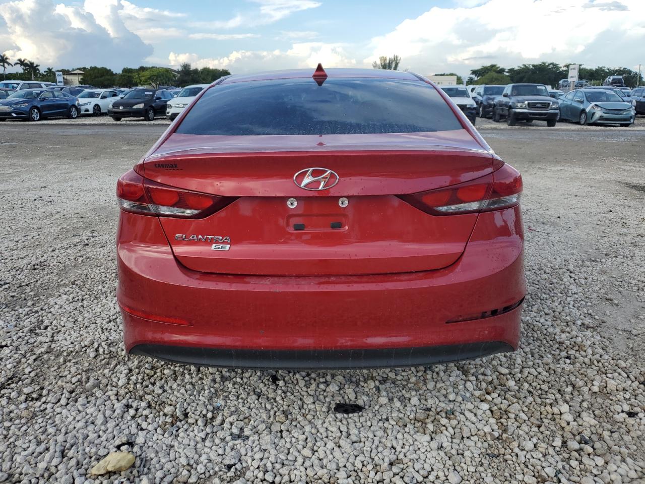 2017 Hyundai Elantra - Image 6