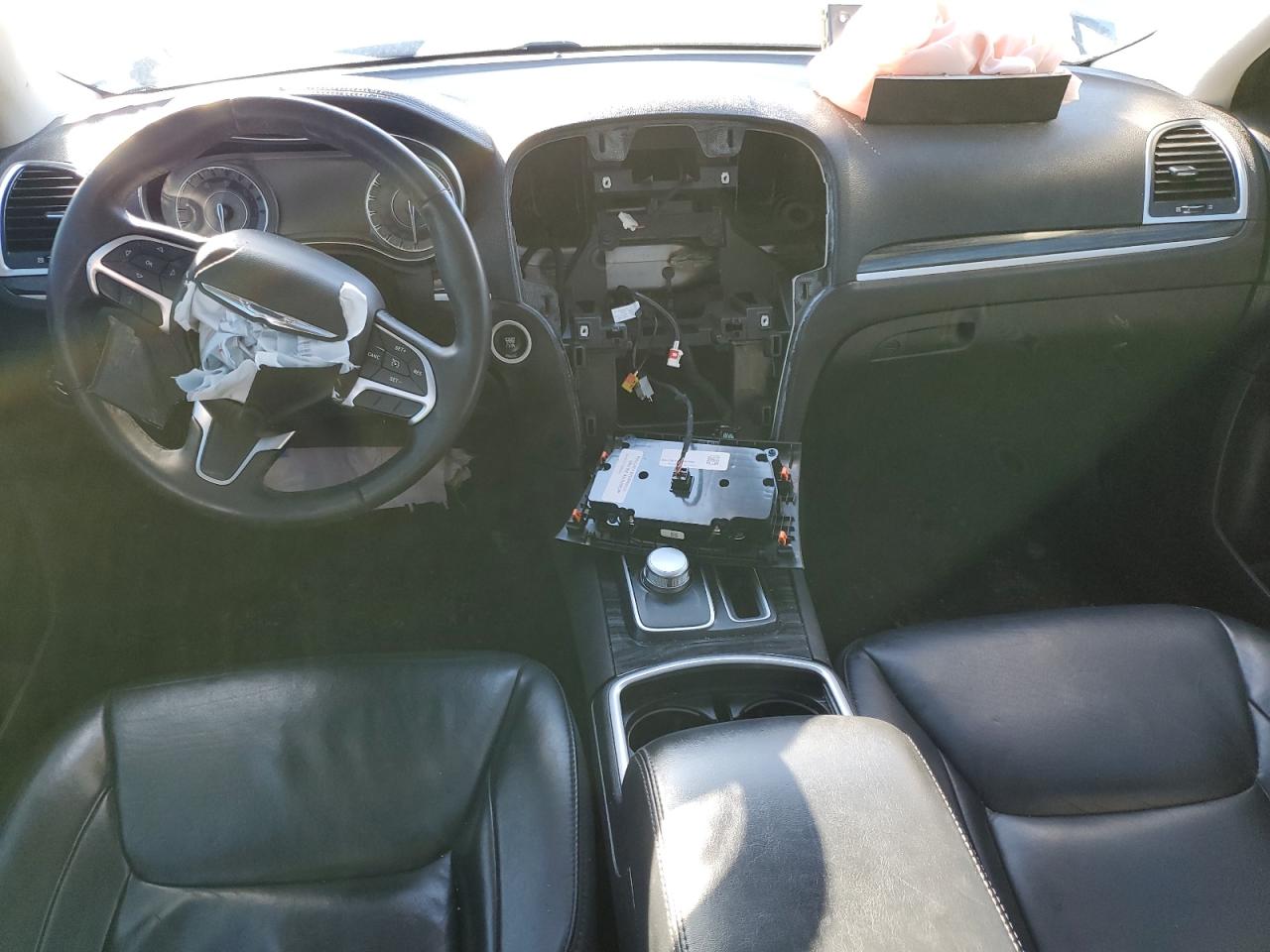 2016 Chrysler 300 Limited VIN: 2C3CCAAGXGH197579 Lot: 62024105