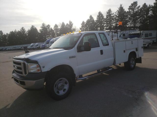 Salvage cars for sale from Copart Eldridge, IA: 2005 Ford F350 SRW S
