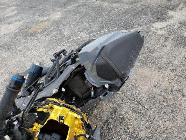 2019 KAWASAKI ZX1002 - JKBZXVF14KA000277