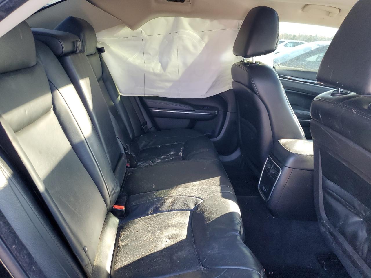 2016 Chrysler 300 Limited VIN: 2C3CCAAGXGH197579 Lot: 62024105