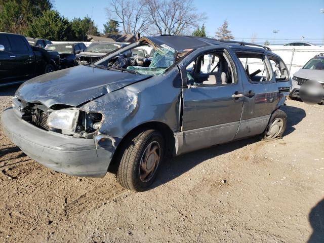 2000 Toyota Sienna LE