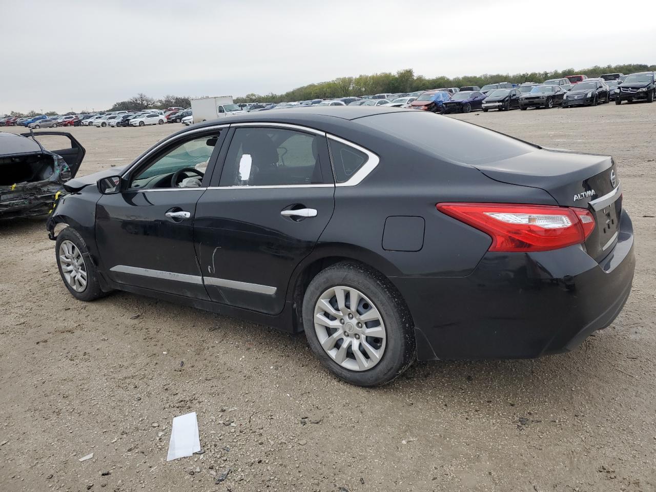 Lot #2411842003 2016 NISSAN ALTIMA 2.5