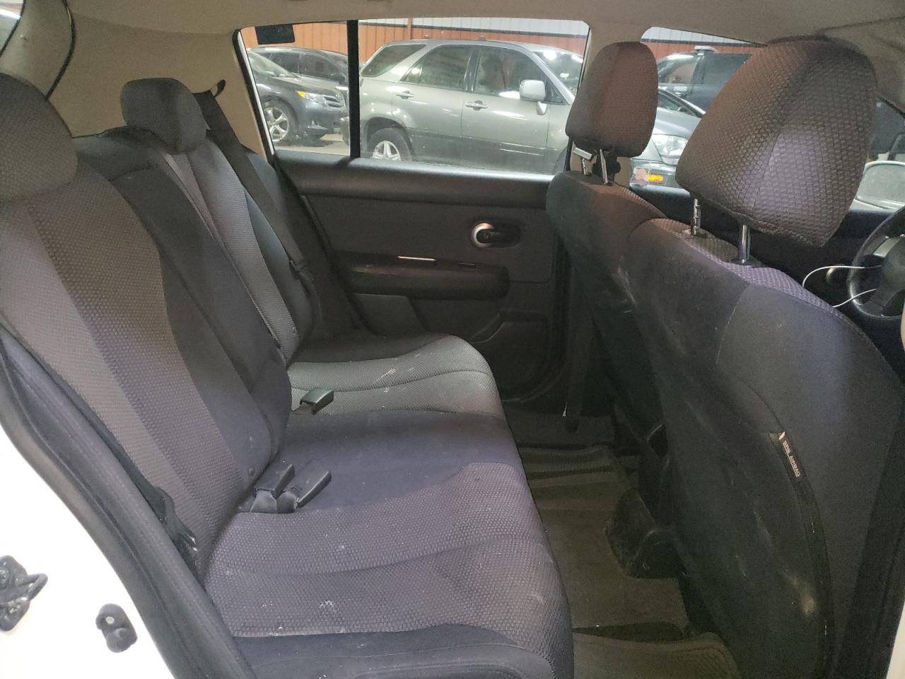 2008 Nissan Versa S VIN: 3N1BC13E88L371583 Lot: 69231812