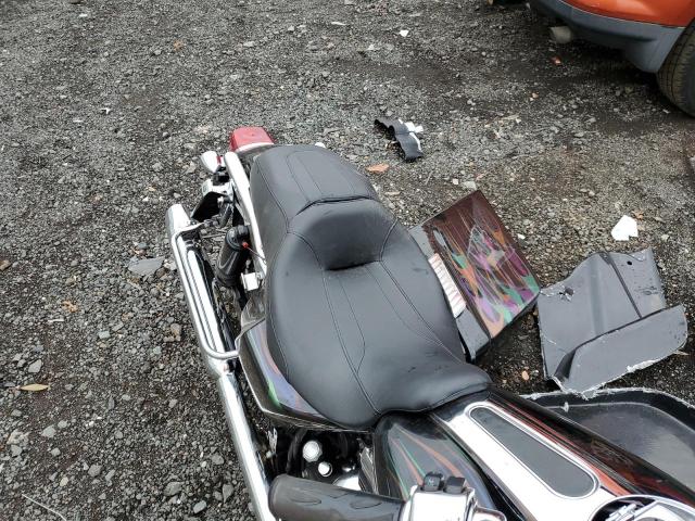 2008 HARLEY-DAVIDSON FLHX - 1HD1KB4128Y695106
