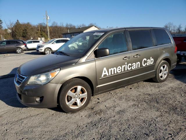 Salvage cars for sale from Copart York Haven, PA: 2010 Volkswagen Routan SEL