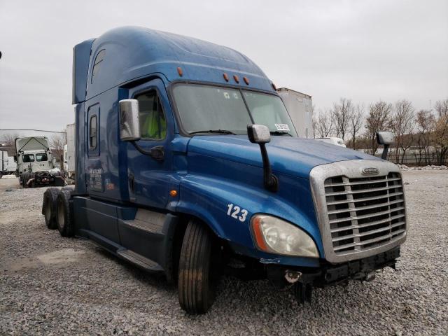 Salvage cars for sale from Copart Tulsa, OK: 2017 Freightliner Cascadia 1