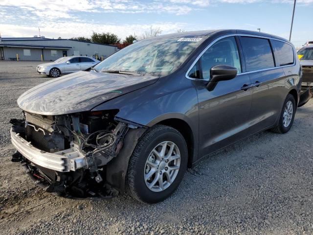 2020 Chrysler Voyager LX