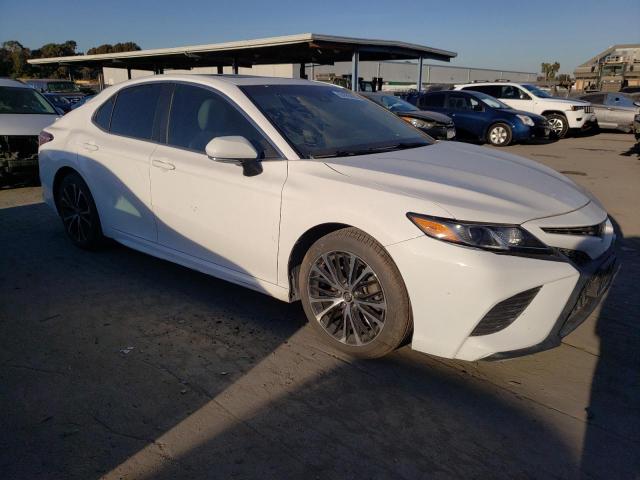 2018 TOYOTA CAMRY 4D L 4T1B11HK9JU049432