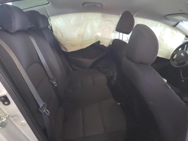 3KPFK4A70HE047409 KIA FORTE LX