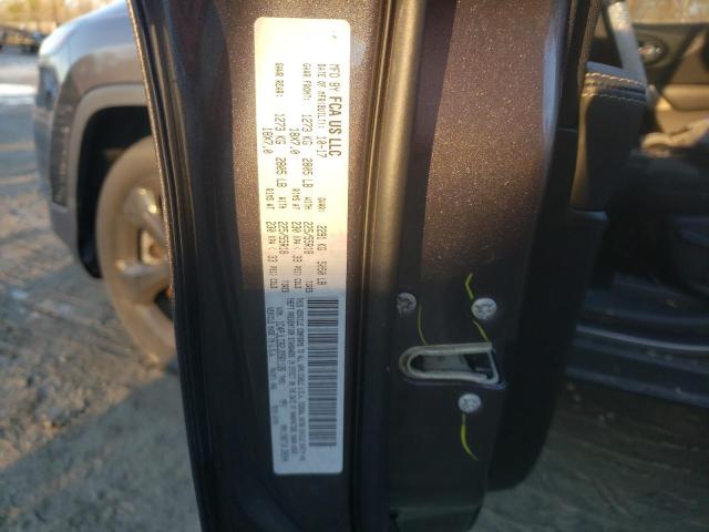 1C4PJLCB2JD561126 Jeep Cherokee Latitude