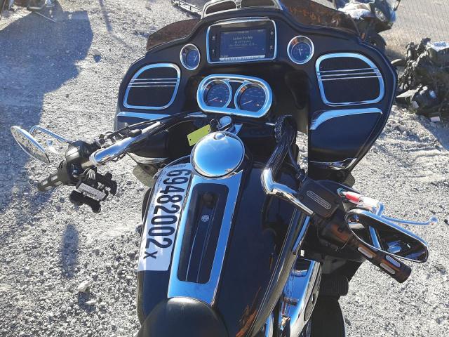 2017 HARLEY-DAVIDSON FLTRU 1HD1KGD18HB609409