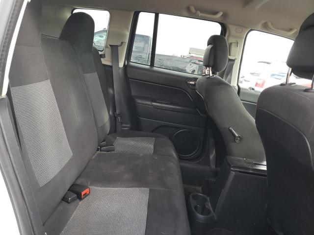 1C4NJDBB5GD616997 Jeep Compass Sport