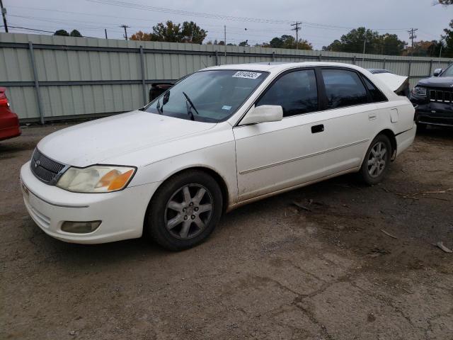 Salvage cars for sale from Copart Shreveport, LA: 2000 Toyota Avalon XL