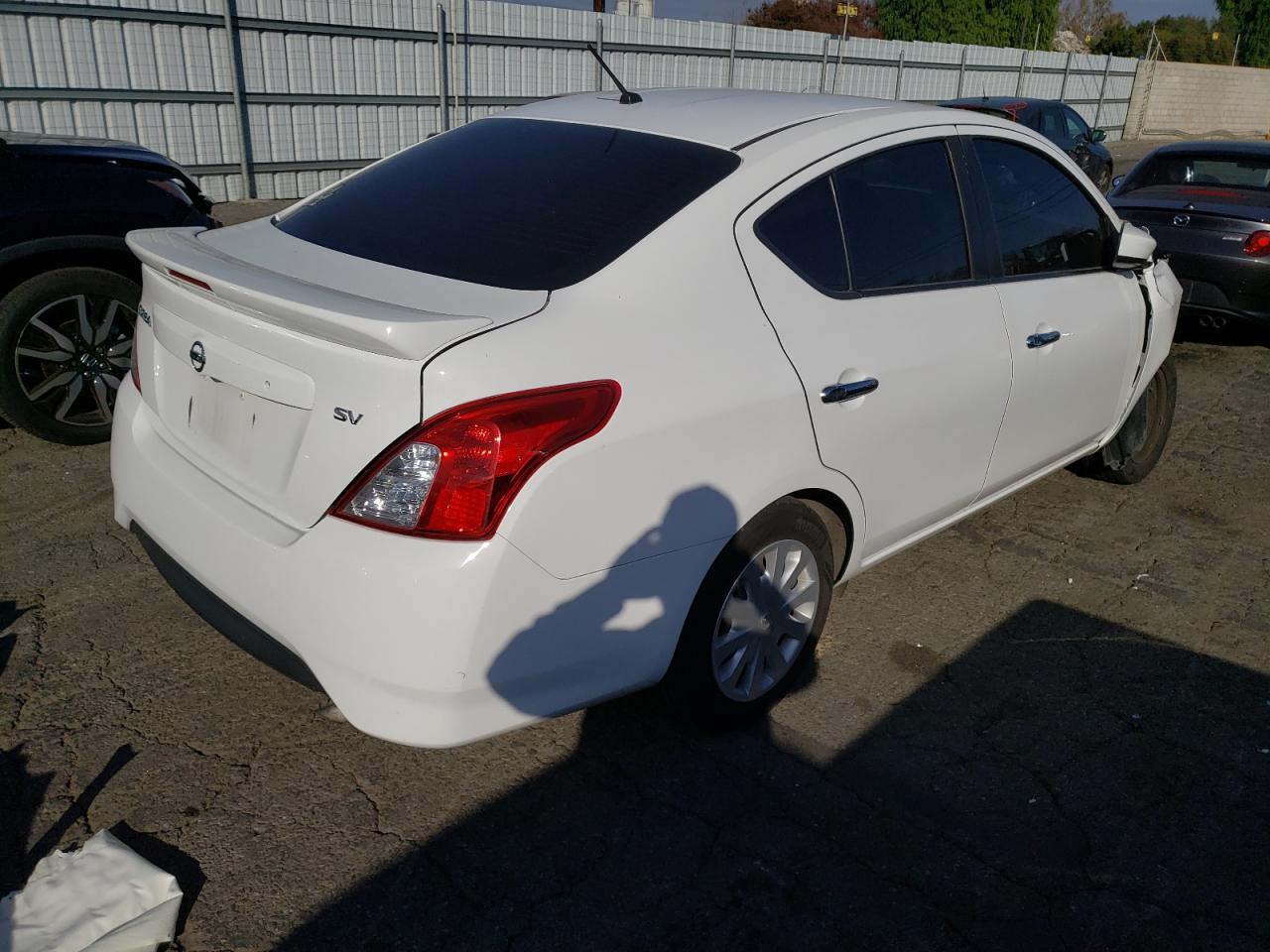 2017 Nissan Versa - Image 3