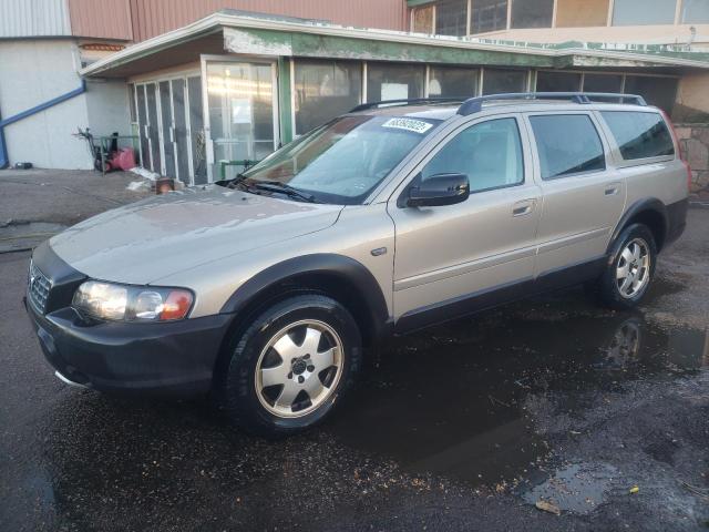 Salvage cars for sale from Copart Colorado Springs, CO: 2004 Volvo XC70