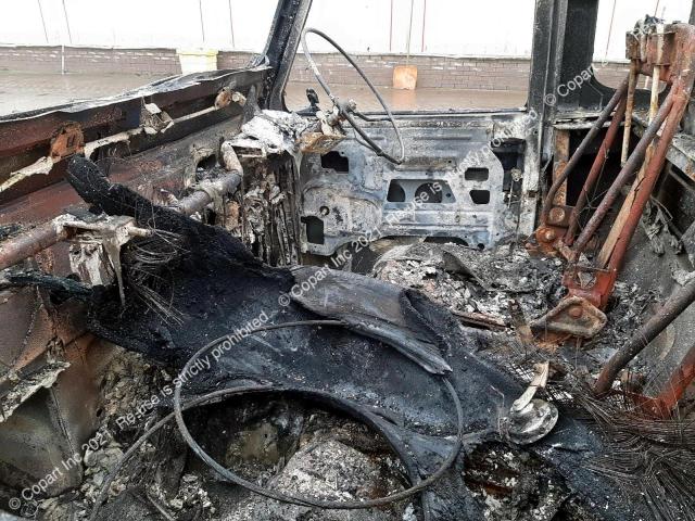 SALLDHTS7BA824940 Land Rover DEFENDER 1