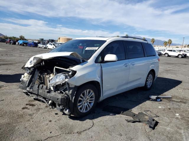 2016 Toyota Sienna XLE