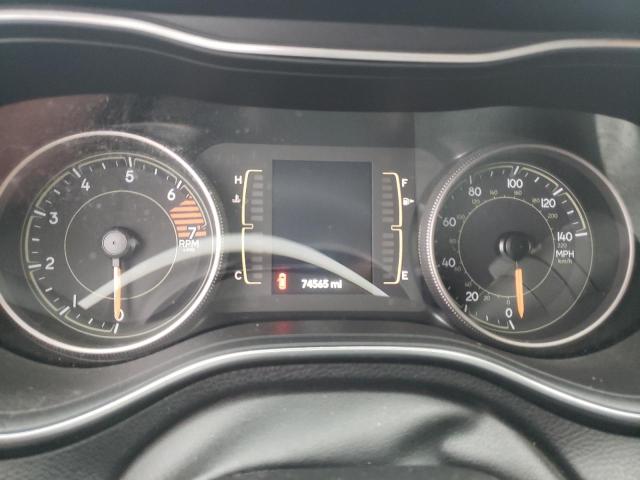 1C4PJLCB4KD129879 Jeep Cherokee Latitude