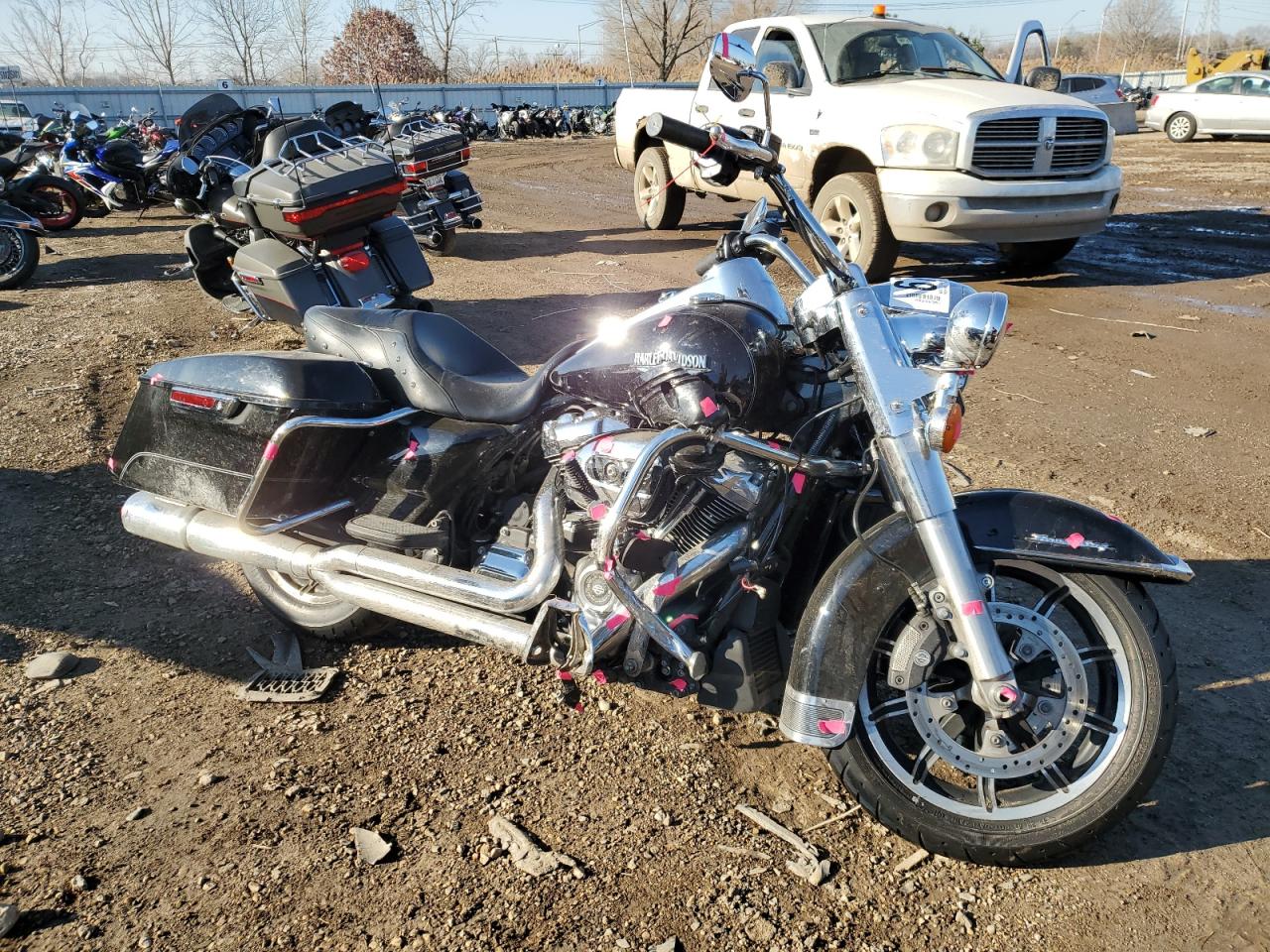 1HD1FBC19HB670874 HARLEY-DAVIDSON FLHR ROAD 2017