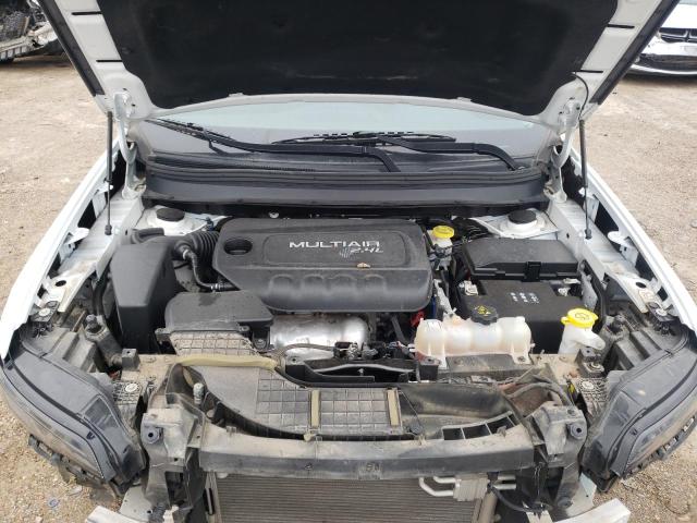 1C4PJLCB4KD129879 Jeep Cherokee Latitude
