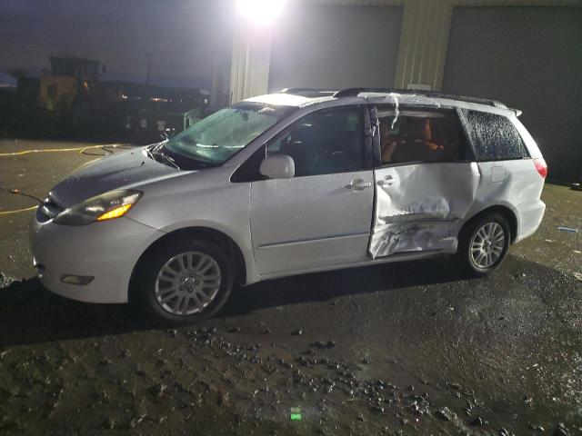 Salvage cars for sale from Copart Eugene, OR: 2008 Toyota Sienna XLE