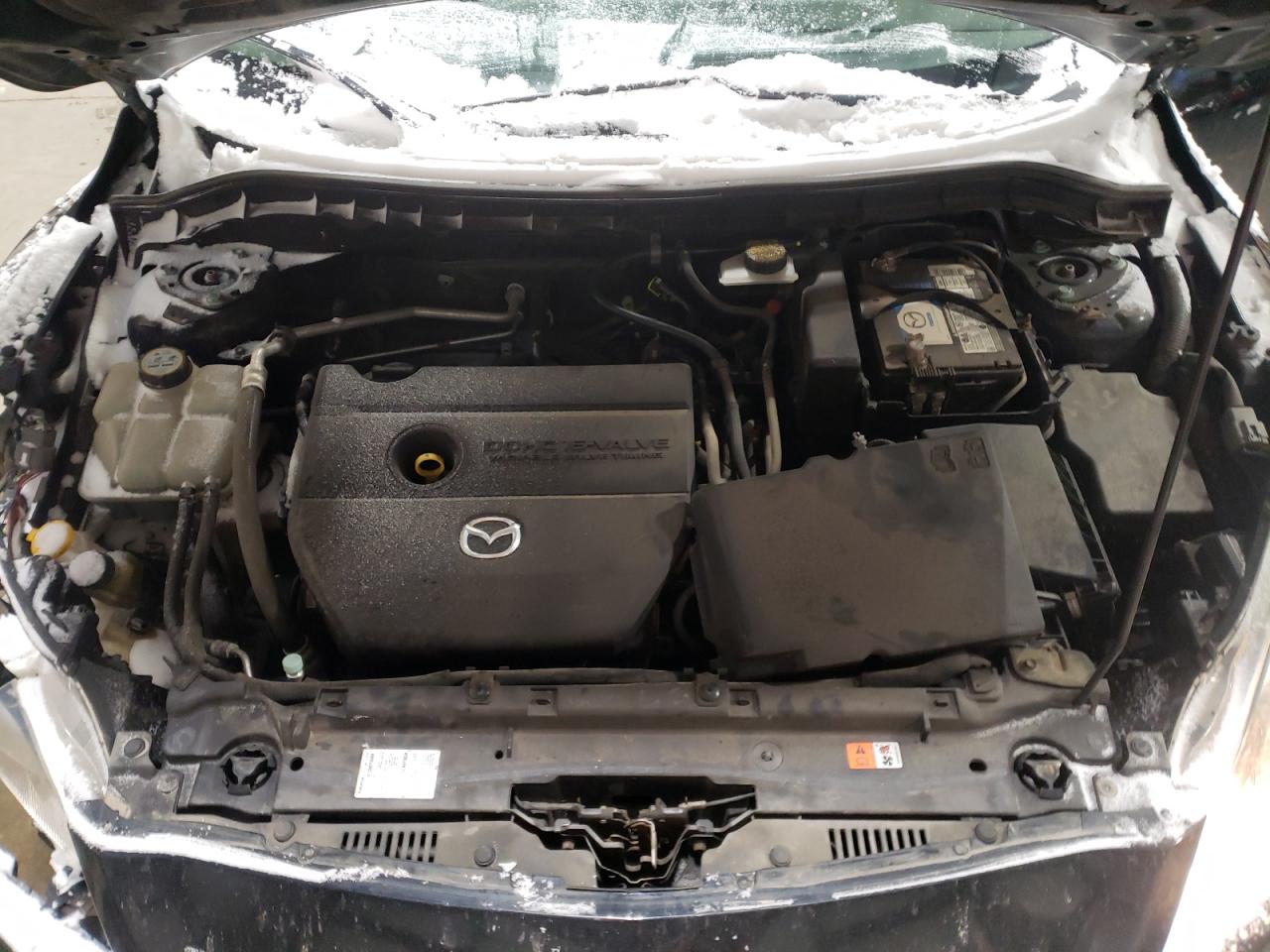 JM1BL1W50B1425174 2011 Mazda 3 S